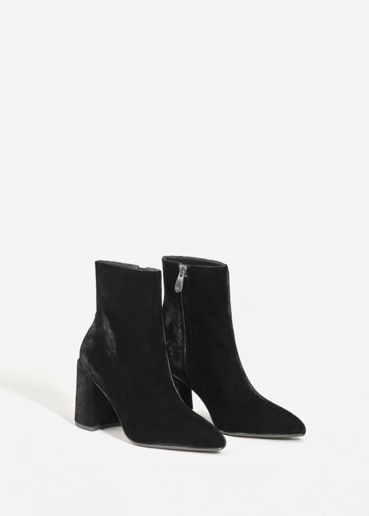 Kleider passende Samtstiefelette